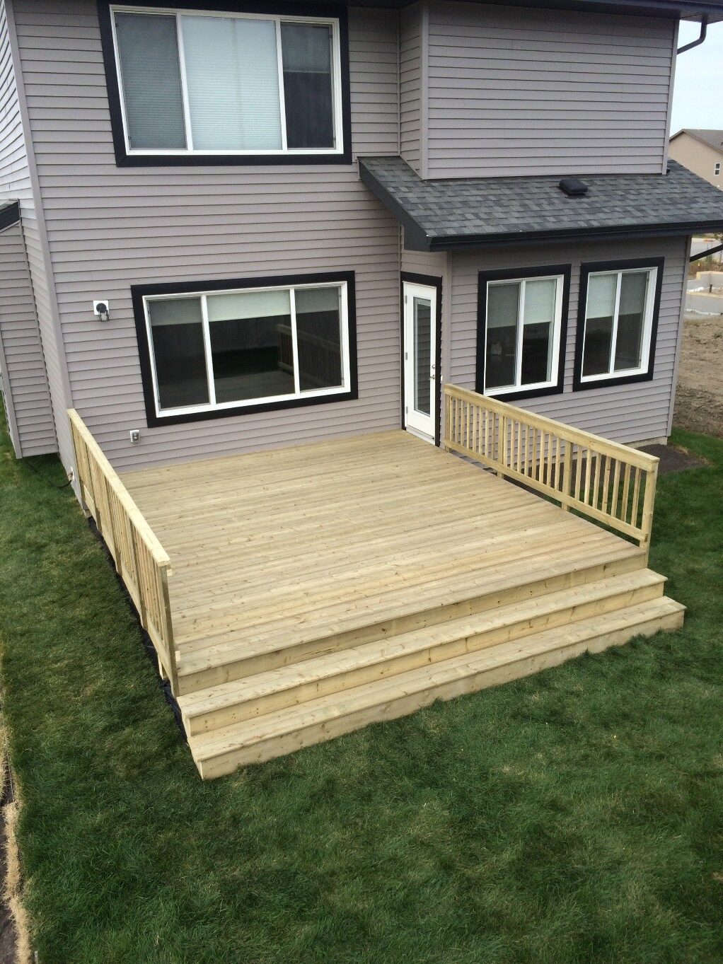 Residential deck builders